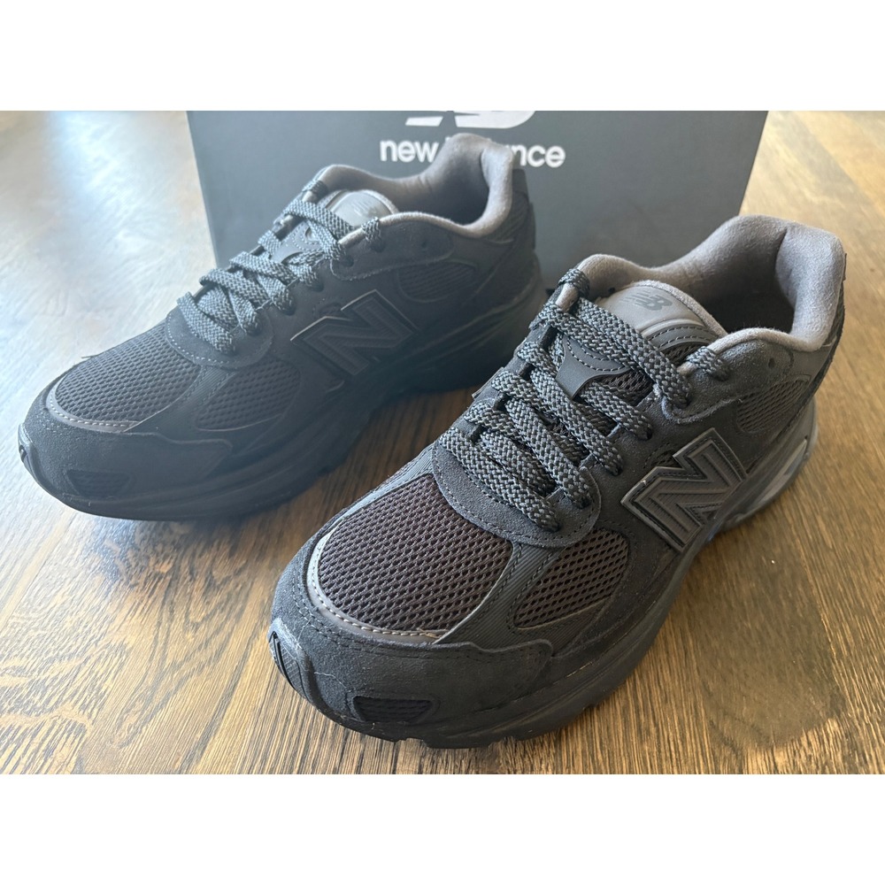 New Balance 2010 Lifestyle Sneakers Triple Black U2010V1 Mens 9.5 Womens 11